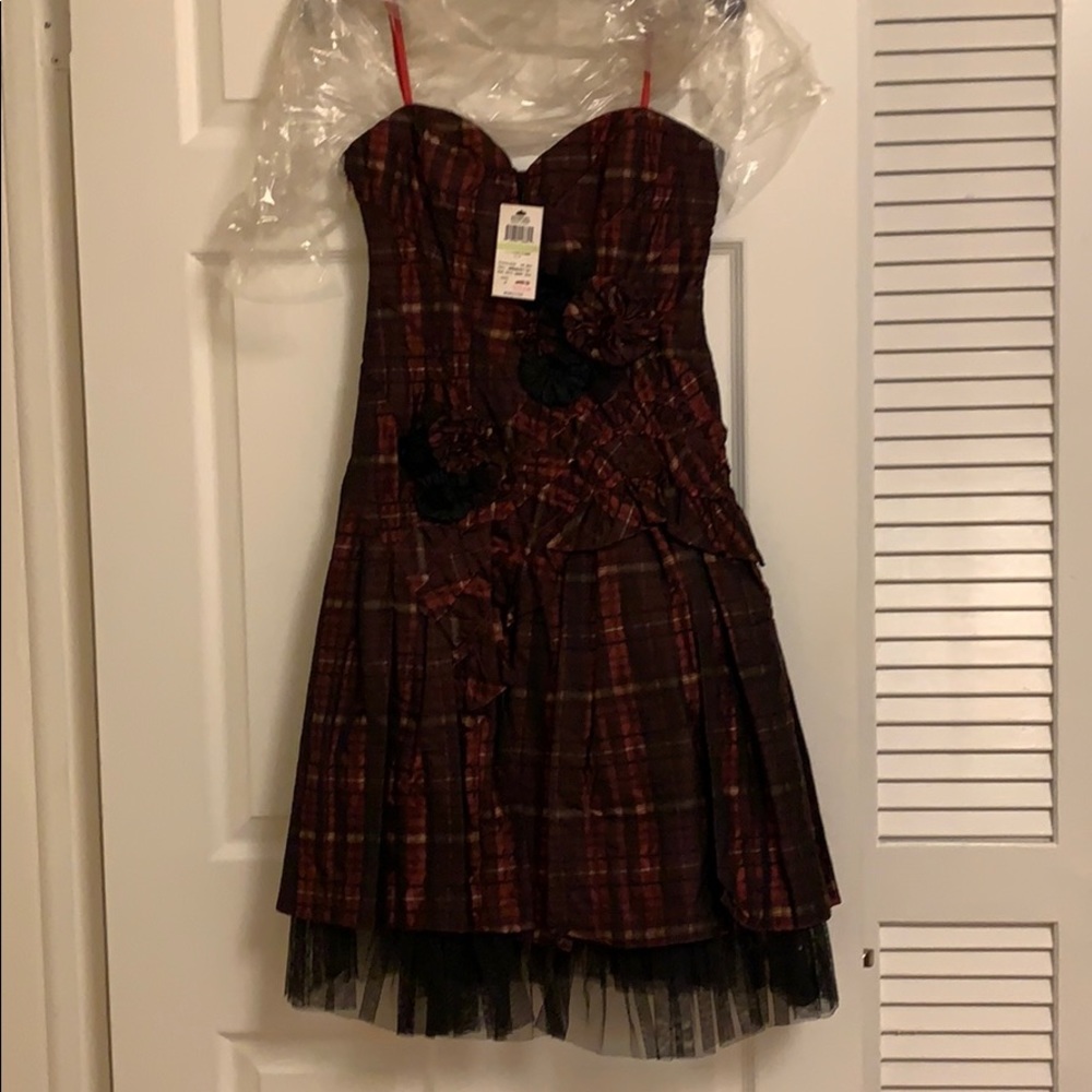 BCBG red plaid strapless dress, 4